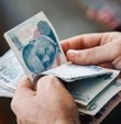 Milyonlarca memuru yakından ilgilendiren 3600 ek gösterge son durum takip ediliyor. 5,3 milyon kamu personelinin yararlanacağı 3600 ek gösterge düzenlemesi Türkiye Büyük Millet Meclisi Genel Kurulu
