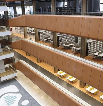 Yalnız öğrencilerin değil tüm İstanbulluların hizmetine açılacak olan Medeniyet Üniversitesi Kütüphanesi, aynı anda 3 bin okura hizmet verebilecek