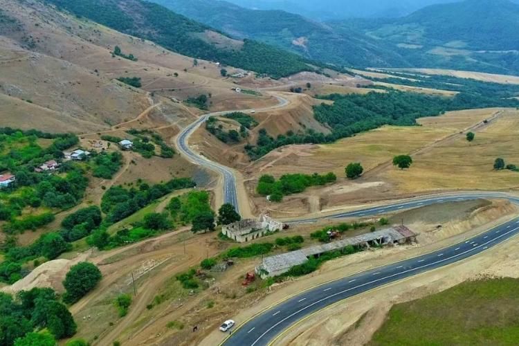 Azerbaycan tarafında yapılan yeni Laçin yolu…