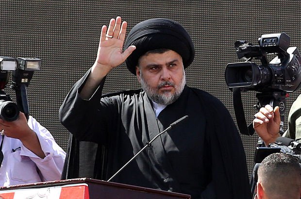 Mukteda es-Sadr siyasetten çekildiğini duyurdu