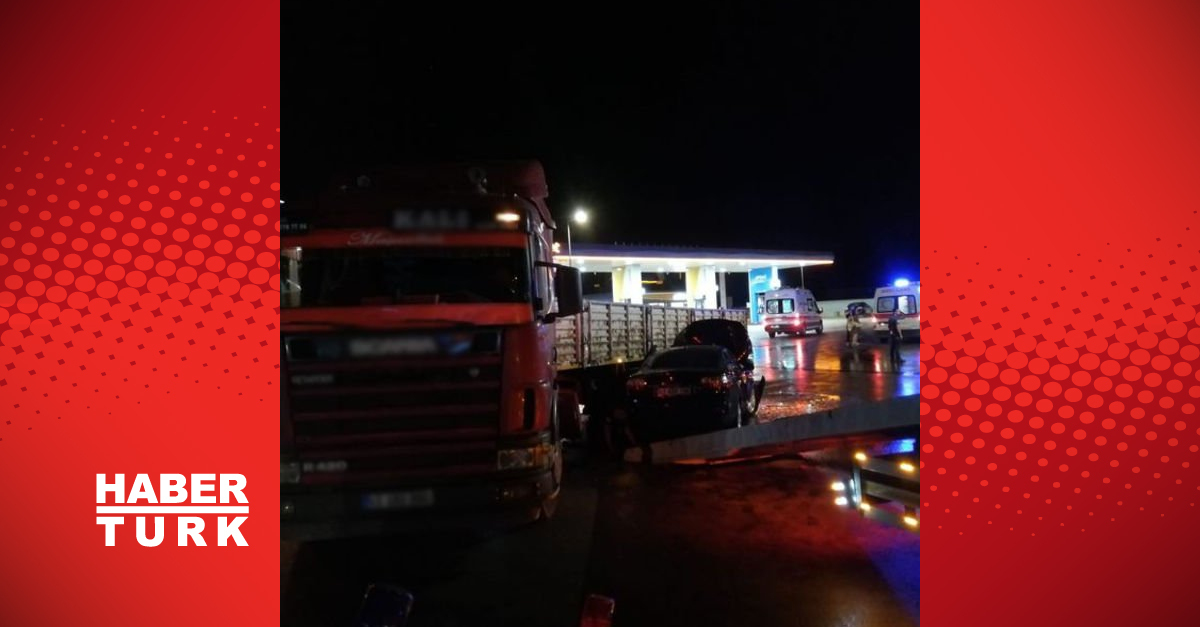Otomobilde bulunan 6 kişi ölümden döndü