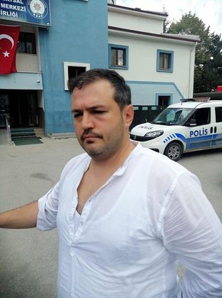Darbedildiğini iddia eden veli Onur Bozkurt.