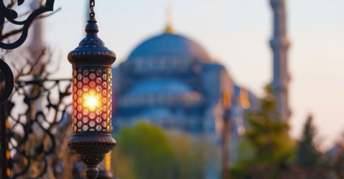 Mevlid Kandili Ne Zaman? Mevlid Kandili Önemi Nedir? 2022 Mevlid Gecesi Hangi Güne Denk Geliyor?