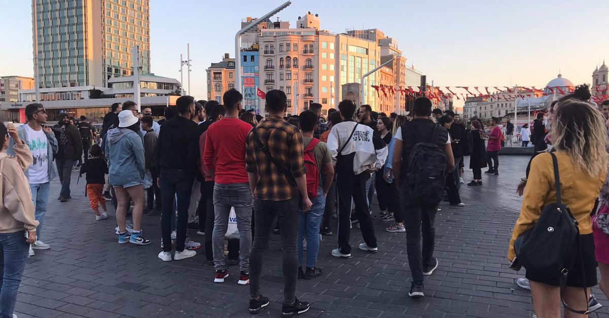 Taksim’de Mahsa Amini eylemi
