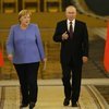 Merkel: Putin'in sözleri ciddiye alınmalı
