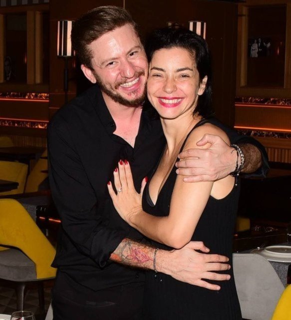 Merve Boluğur ile Mert Aydın evleniyor