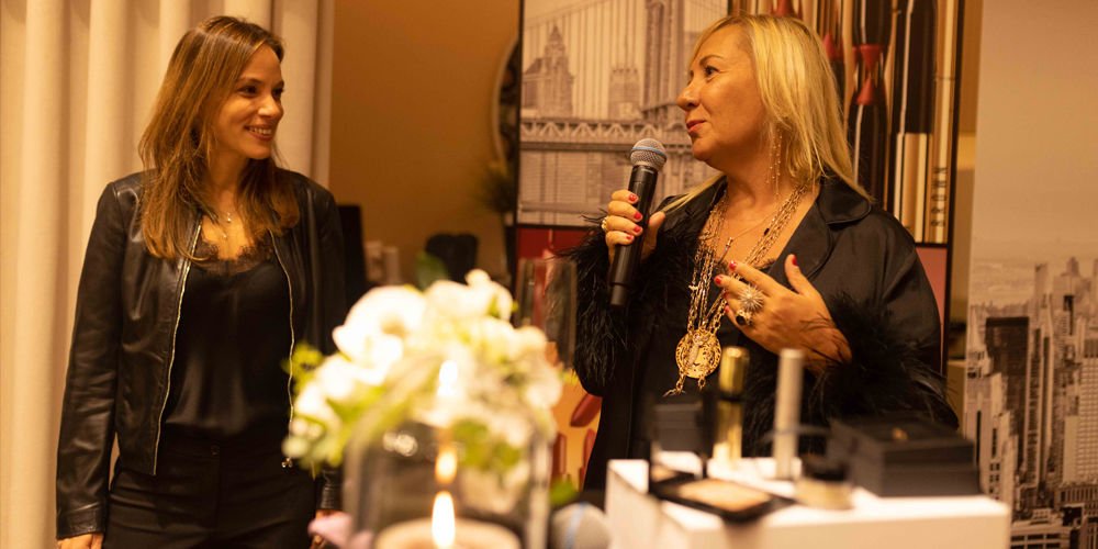 Kozmetik mücevherle birleşti...