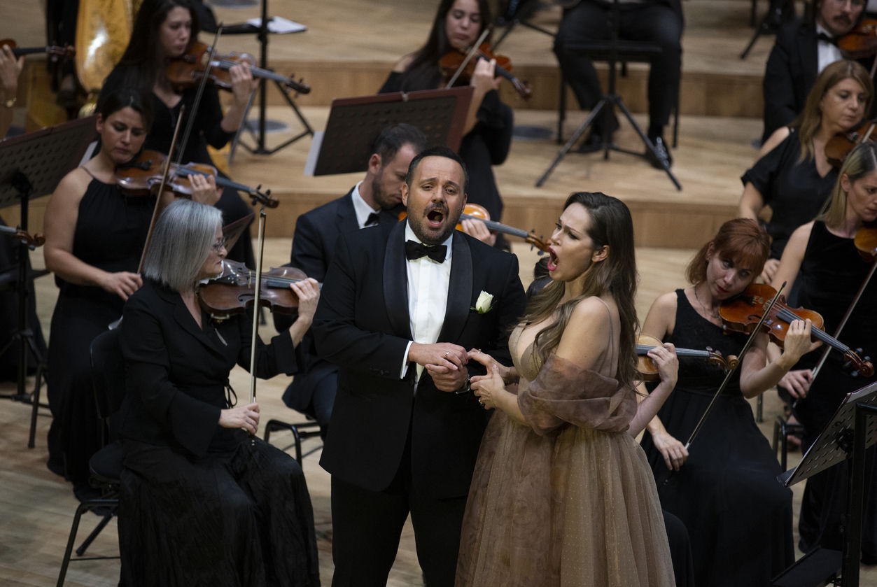 Başkent Kültür Yolu Festivali kapsamında CSO Ada Ankara Ana Salon'da, Devlet Opera ve Balesi Genel Müdürü, tenor Murat Karahan ile Letonyalı soprano Kristine Opolais sanatseverlerle buluştu. Fotoğraf: AA