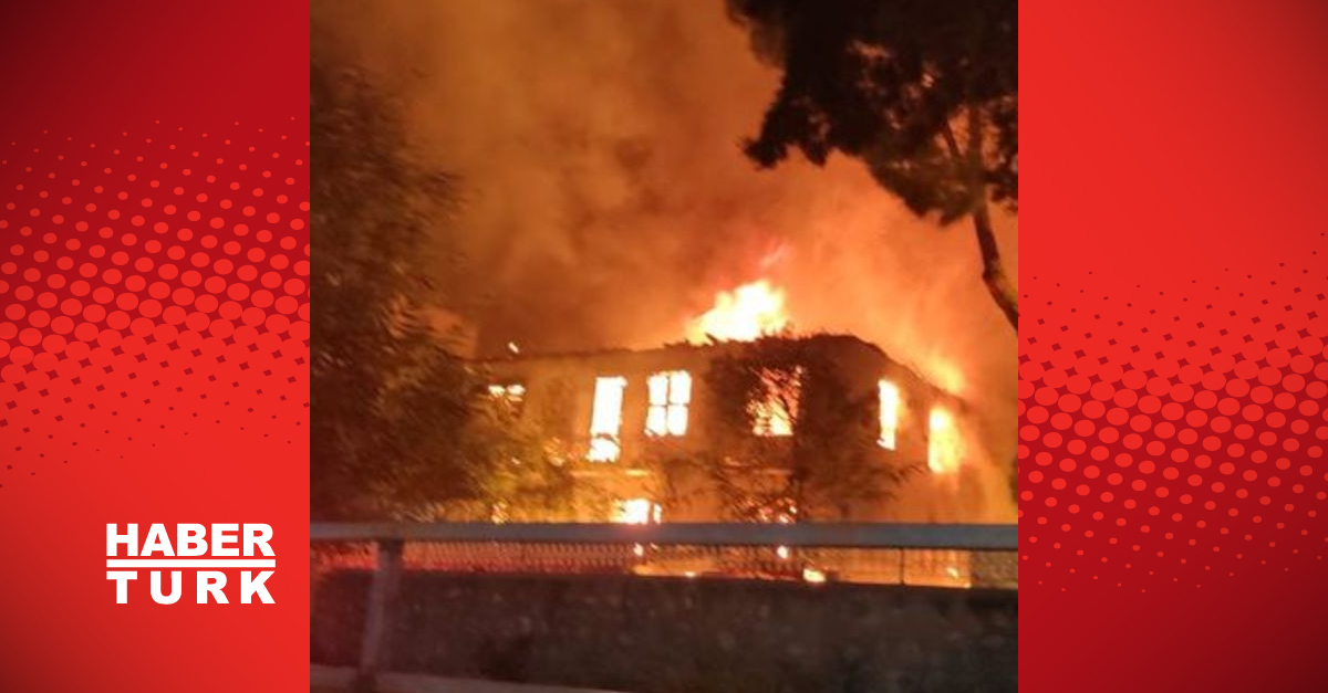 İzmir’de 2 katlı binada yanın paniği