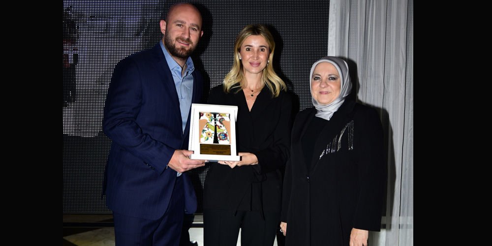 Kız çocuklarının eğitimine destek...