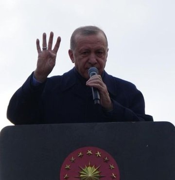 Cumhurbaşkanı Erdoğan, muhalefete yüklenerek, "Yarın ellerine yetki geçerse istikametlerini nereye çevireceklerini düşünebiliyor musunuz?" diye sorarken, "Türkiye