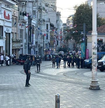 Son dakika... Beyoğlu İstiklal Caddesi