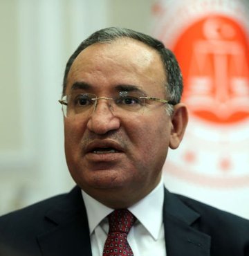 Adalet Bakanı Bekir Bozdağ: "Beyoğlu