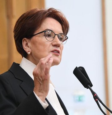 İYİ Parti Genel Başkanı Meral Akşener, Cumhurbaşkanı Recep Tayyip Erdoğan