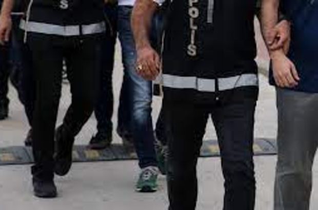 İzmir merkezli dolandırıcılık operasyonu: 5 tutuklama
