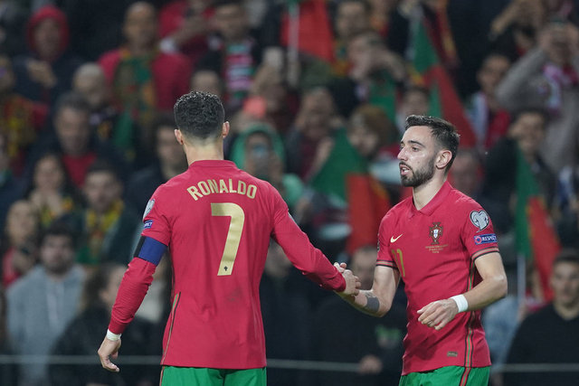 Cristiano Ronaldo'dan Bruno Fernandes açıklaması:'Tekneyle mi geldin' diye sordum! - Spor haberleri