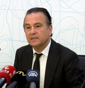Boğaziçi Üniversitesi Kandilli Rasathanesi ve Deprem Araştırma Enstitüsü (KRDAE) Müdürü Prof. Dr. Haluk Özener, Düzce
