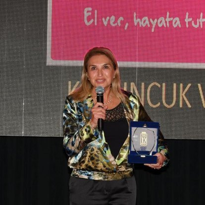 Koruncuk Vakfı’na İzmir’de, Bahattin Tatış Yarınlarda Var Olmak Yaşama Katkı Ödülü