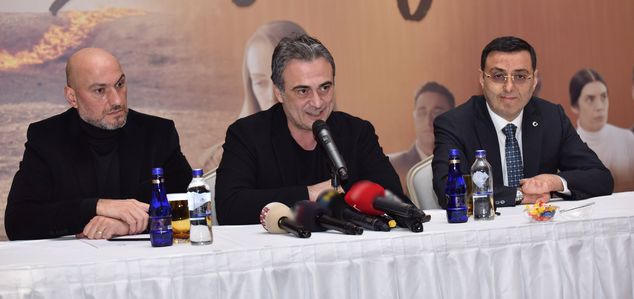 Yönetmen Doğan Ümit Karaca, oyuncu Kutsi ve Milletvekili Serkan Bayram
