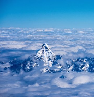 Dünyanın en uzun dağı Everest Dağı’dır. Ancak Amerikan Jeofizik Birliği’nin makalesine göre en uzun ikinci dağ olabilme yolunda ilerliyor. 