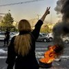 İran'da protestolar yeniden alevlendi
