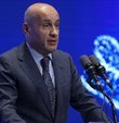 Türkiye İhracatçılar Meclisi (TİM) Başkanı Mustafa Gültepe, gündemdeki asgari ücret tartışmaları hakkında konuştu. Gültepe, "Asgari ücrette, 2023 yılında eğer üretici ve ihracatçı 500-600 dolar gibi rakamlarla karşılaşırsa rekabetçiliğimizi çok daha fazla kaybederiz. 2023 yılında ortaya koyduğumuz 275 milyar dolar ihracat hedefimizi yakalama şansımız kalmaz" dedi