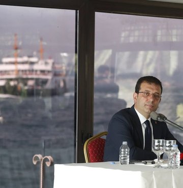 İstanbul Büyükşehir Belediye Başkanı Ekrem İmamoğlu