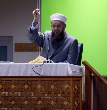 6 yaşındaki çocuğa cinsel istismar olayında baba Yusuf Ziya Gümüşel gözaltına alındı