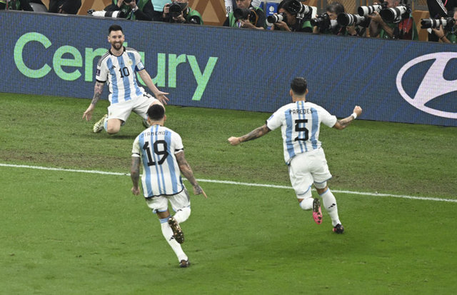 Arjantinli futbolculara dudak uçuklatan prim!