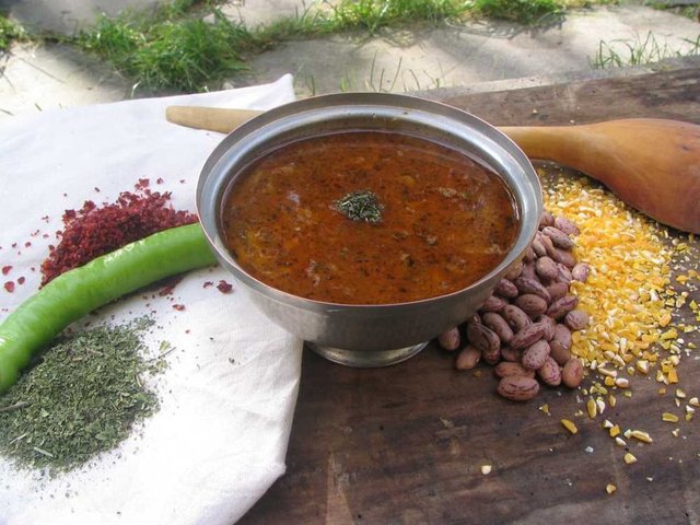 Karalahana Çorbası