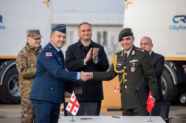 Türkiye'den Gürcistan'a askeri ekipman desteği