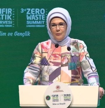 "Buradan bir müjdeyi daha sizlerle paylaşmak istiyorum" diyerek sözlerine başlayan Cumhurbaşkanı Recep Tayyip Erdoğan