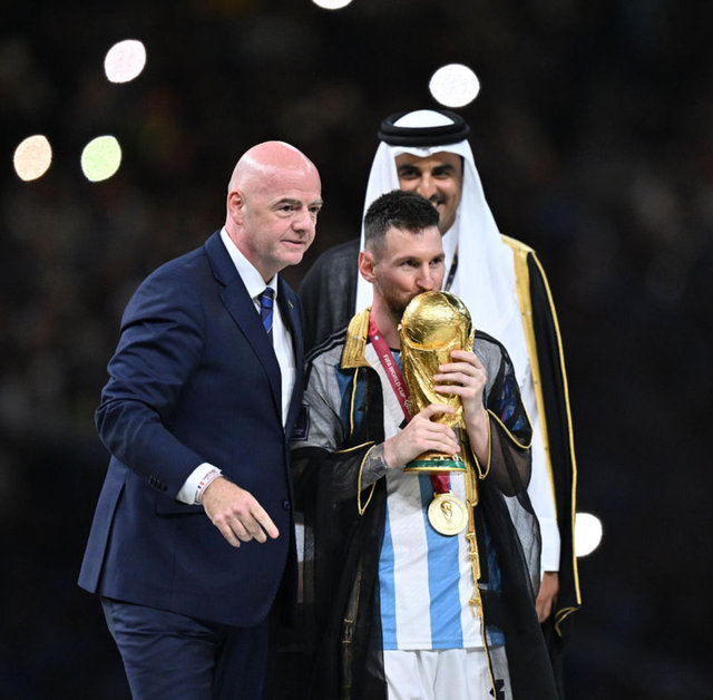 Messi'nin Dünya Kupası finalinde giydiği bişt için 1 milyon dolar teklif! - Spor haberleri