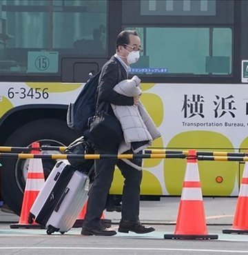 Japonya, Covid-19 vakalarının yeniden yükselişe geçtiği Çin ana karasından gelen yolcular için sınır kapısı önlemleri uygulamaya başlayacak