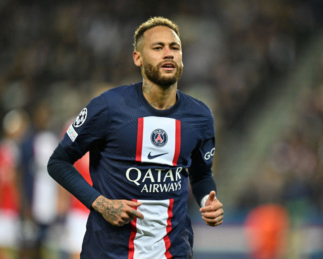 Neymar arka arkaya gördüğü kartlar sonrası çılgına döndü!