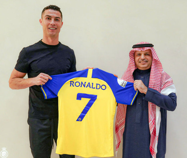 Manchester United, 2023 takviminde Ronaldo'yu kullandı! -Futbol haberleri