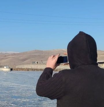 Karasu Nehri ve HES Baraj Gölü buz tuttu. Erzurum