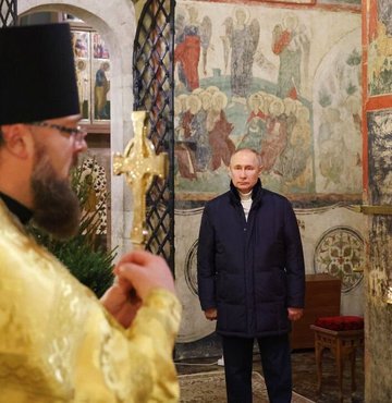 Rusya Devlet Başkanı Vladimir Putin, tüm Ortodoks Hıristiyanlarının Noel´ini kutlayan bir mesaj paylaşarak dün akşam Kremlin