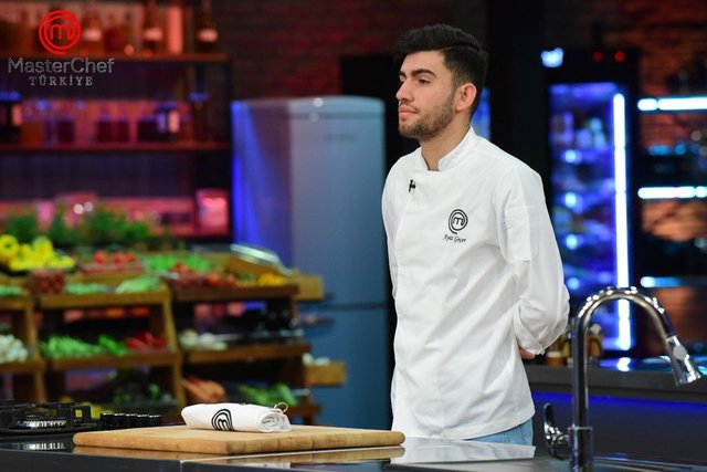 İLK FİNALİST! MasterChef 8 Ocak'ta neler yaşandı, ilk finalist kim oldu ve kim kazandı? Masterchef kim kazandı ve finale çıktı?