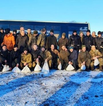 Rusya ile Ukrayna arasında yeniden yapılan esir değişimi kapsamında, 50 Ukraynalı asker ile 50 Rus askerinin serbest bırakıldığı bildirildi