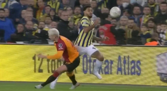 Fenerbahçe - Galatasaray maçının hakem kararlarını beIN Trio'da değerlendirdiler! Galatasaray'ın golünde ofsayt var mı? - Futbol Haberleri