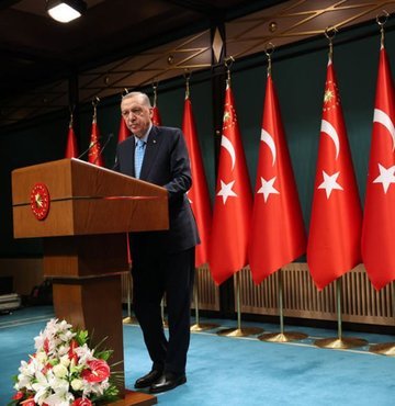 Cumhurbaşkanı Erdoğan başkanlığındaki yeni yılın ilk Kabine Toplantısı bugün yapılacak. Toplantının ana gündem maddeleri arasında Meclis