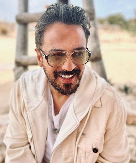 Emre Altuğ: Bıyıkları yeni terlemiş bir ben... - Magazin haberleri