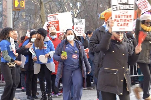 New York'ta hemşireler grevde
