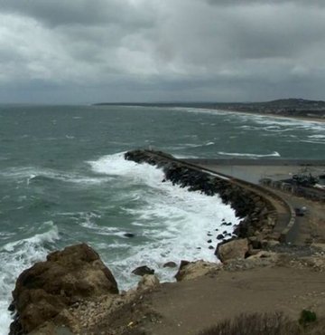 Meteoroloji tarafından 4 kent için sarı, 7 kent için turuncu alarm verildi. Balıkesir, Kütahya, Uşak ve Denizli için "sarı"; İzmir, Manisa, Aydın, Muğla, Burdur, Antalya ve Isparta için "turuncu" uyarıda bulunuldu. Yarın Ankara, İstanbul ve İzmir