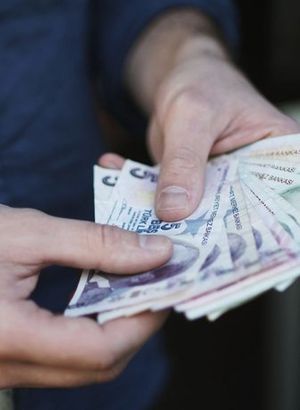 Ek gösterge ile milyonlarca memur ve emeklinin maaşları artacak! 3600 ek gösterge nedir ve ne zaman verilecek? 3600 ek gösterge kimleri kapsıyor ve şartları neler?