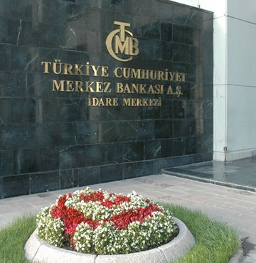 Merkez Bankası, Türk lirası mevduata uygulanan zorunlu karşılık oranlarını değiştirdi. Teşvik amacıyla 3 aydan uzun vadeli TL hesaplarda zorunlu karşılık oranı sıfırlandı.