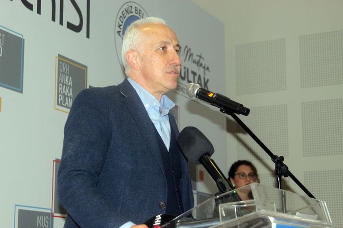 Akdeniz Belediye Başkanı Mustafa Gültak