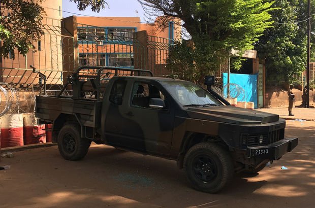 Burkina Faso, Fransız askerlerinin ülkeden ayrılmasını istedi
