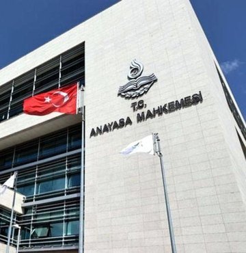 Anayasa Mahkemesi, HDP’nin “kapatma davasında karar seçimden sonra verilsin” talebini 25 Ocak Çarşamba günü karara bağlayacak.